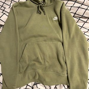 Men size small Nike hoodie